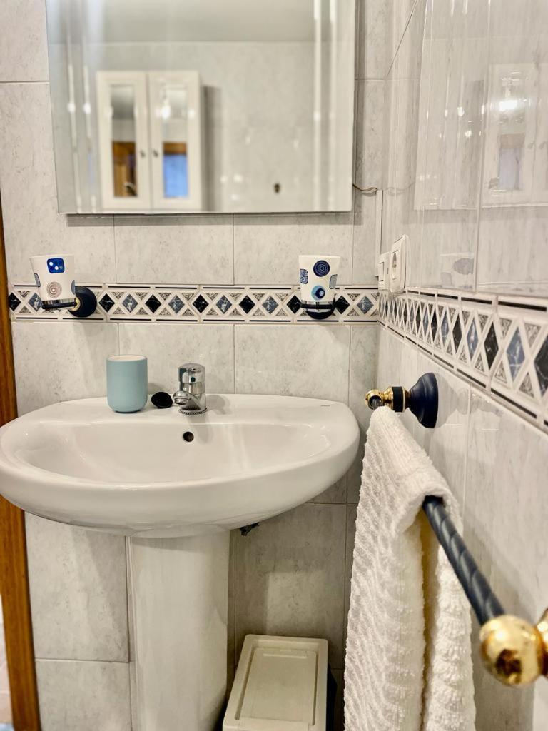 Apartamento, Piscina Y Parking Granada Tico Medina エクステリア 写真